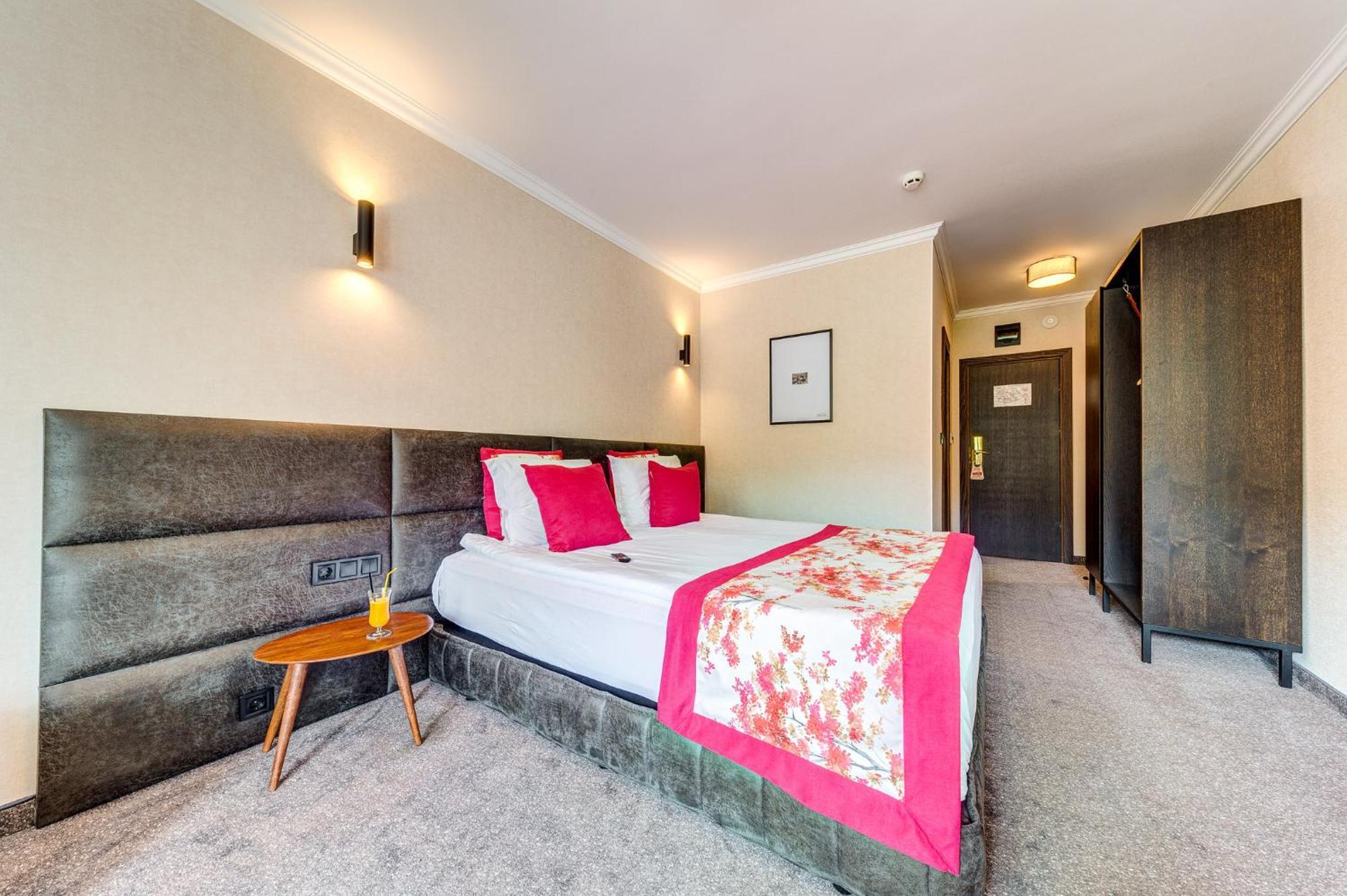 Spa Hotel Kiparis Smolyan Ngoại thất bức ảnh