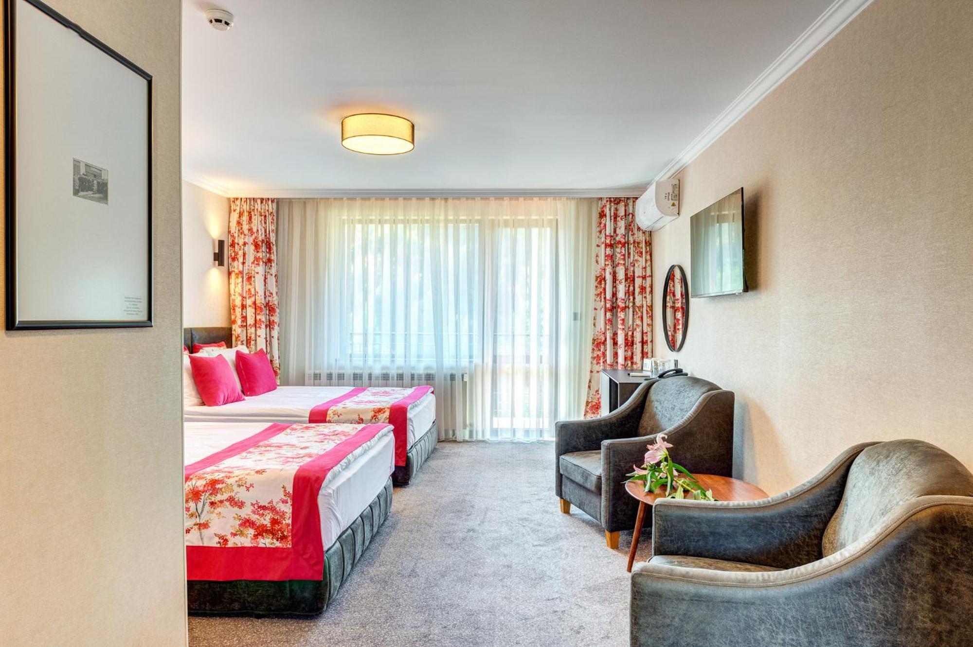 Spa Hotel Kiparis Smolyan Ngoại thất bức ảnh