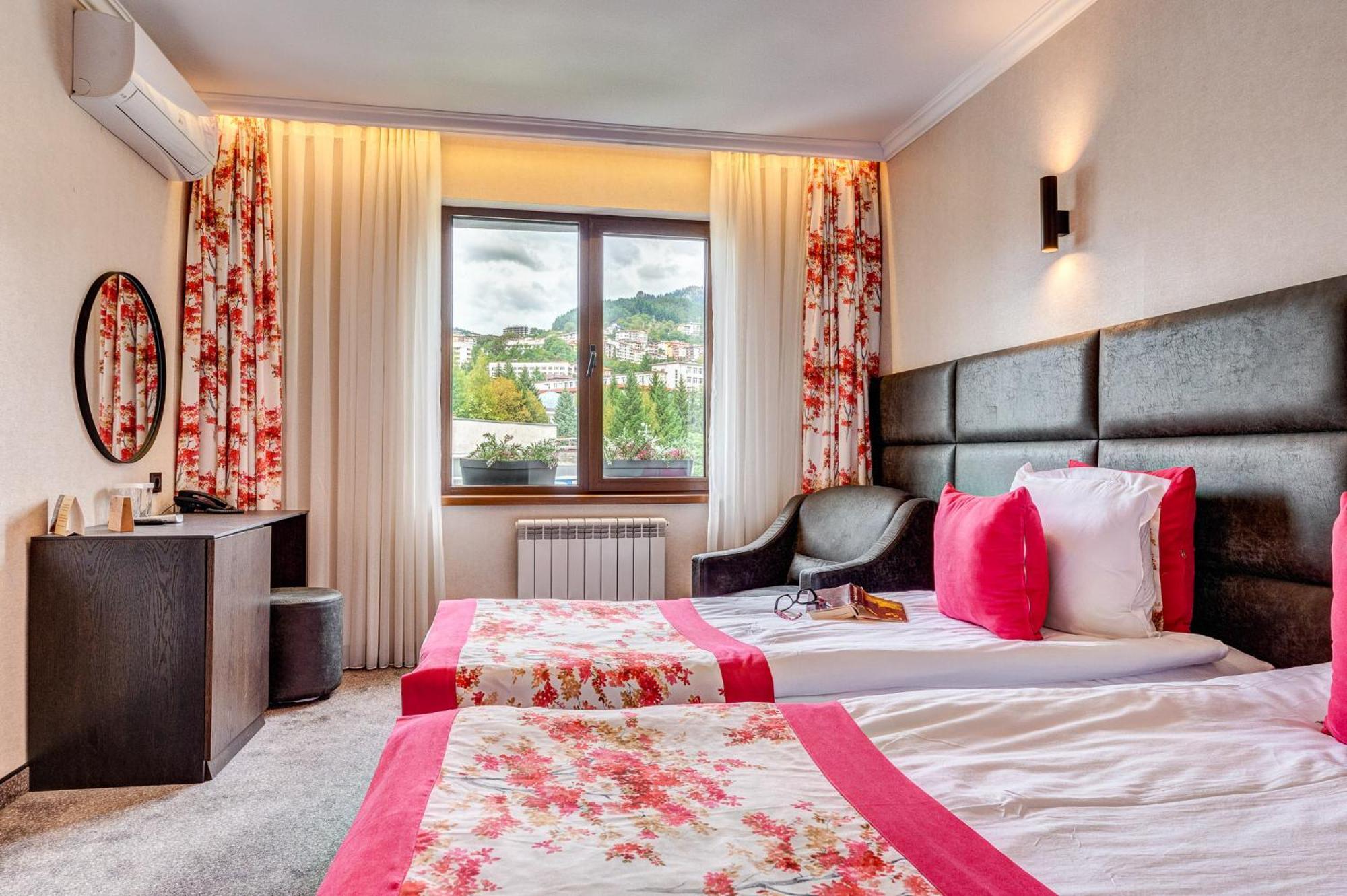 Spa Hotel Kiparis Smolyan Ngoại thất bức ảnh