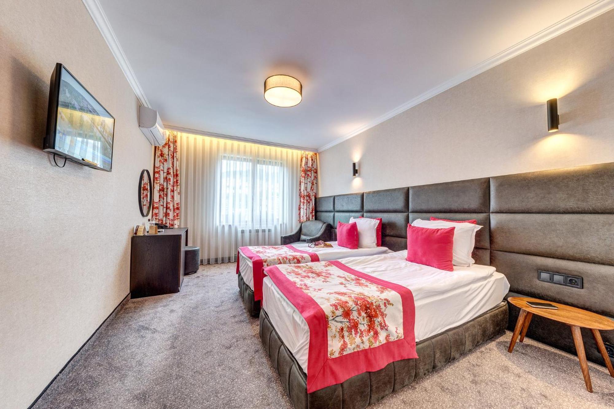 Spa Hotel Kiparis Smolyan Ngoại thất bức ảnh