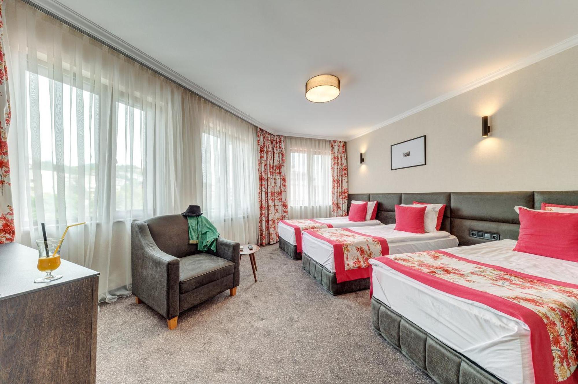 Spa Hotel Kiparis Smolyan Ngoại thất bức ảnh